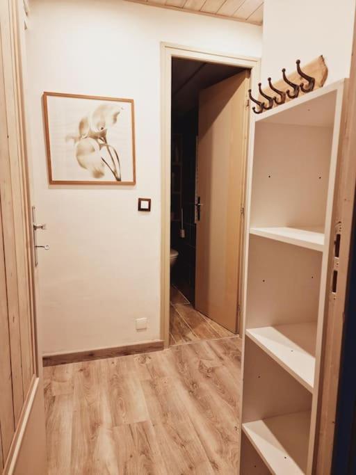 Le Picoulet : Appartement Tout Confort Coeur De Village Ла-Фу Экстерьер фото